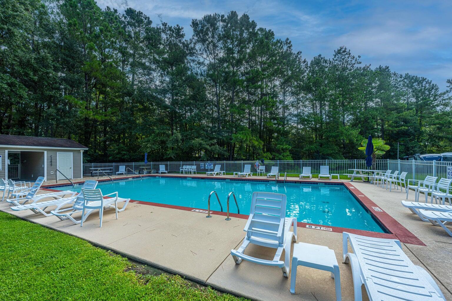 126 Hanahan Plantation Circle