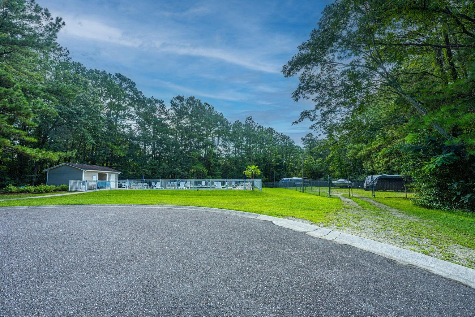 126 Hanahan Plantation Circle