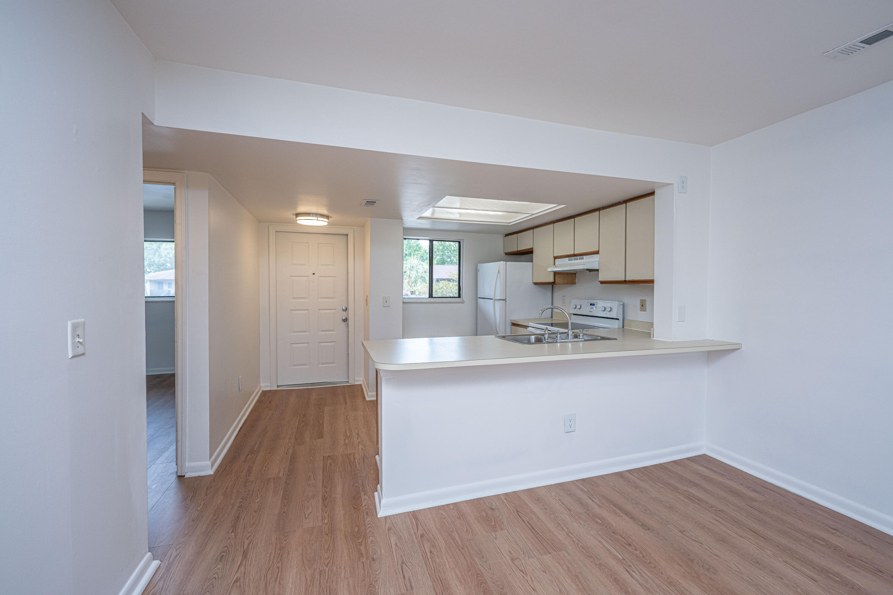 2182 Bees Ferry Road # H