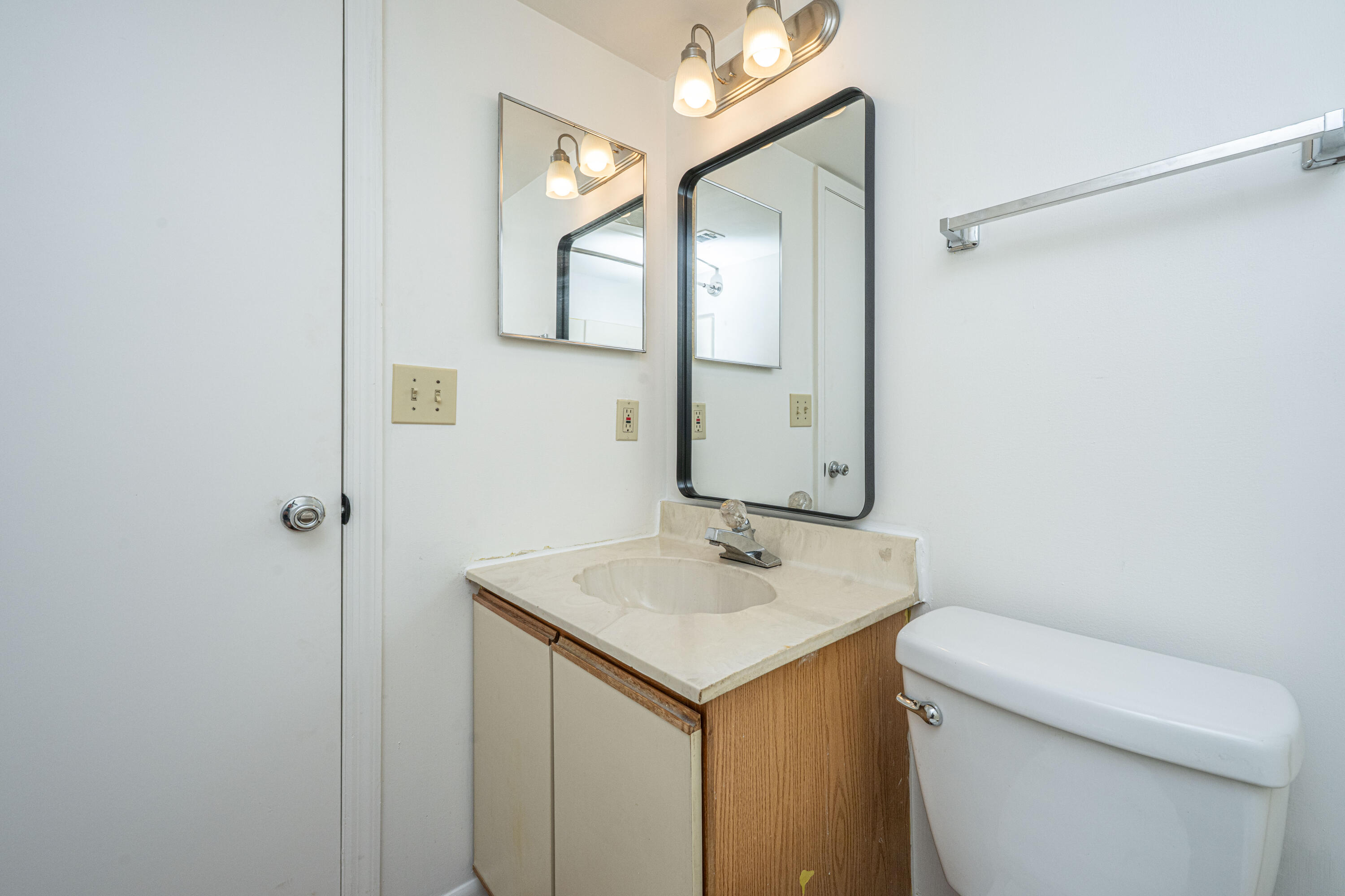 2182 Bees Ferry Road # H