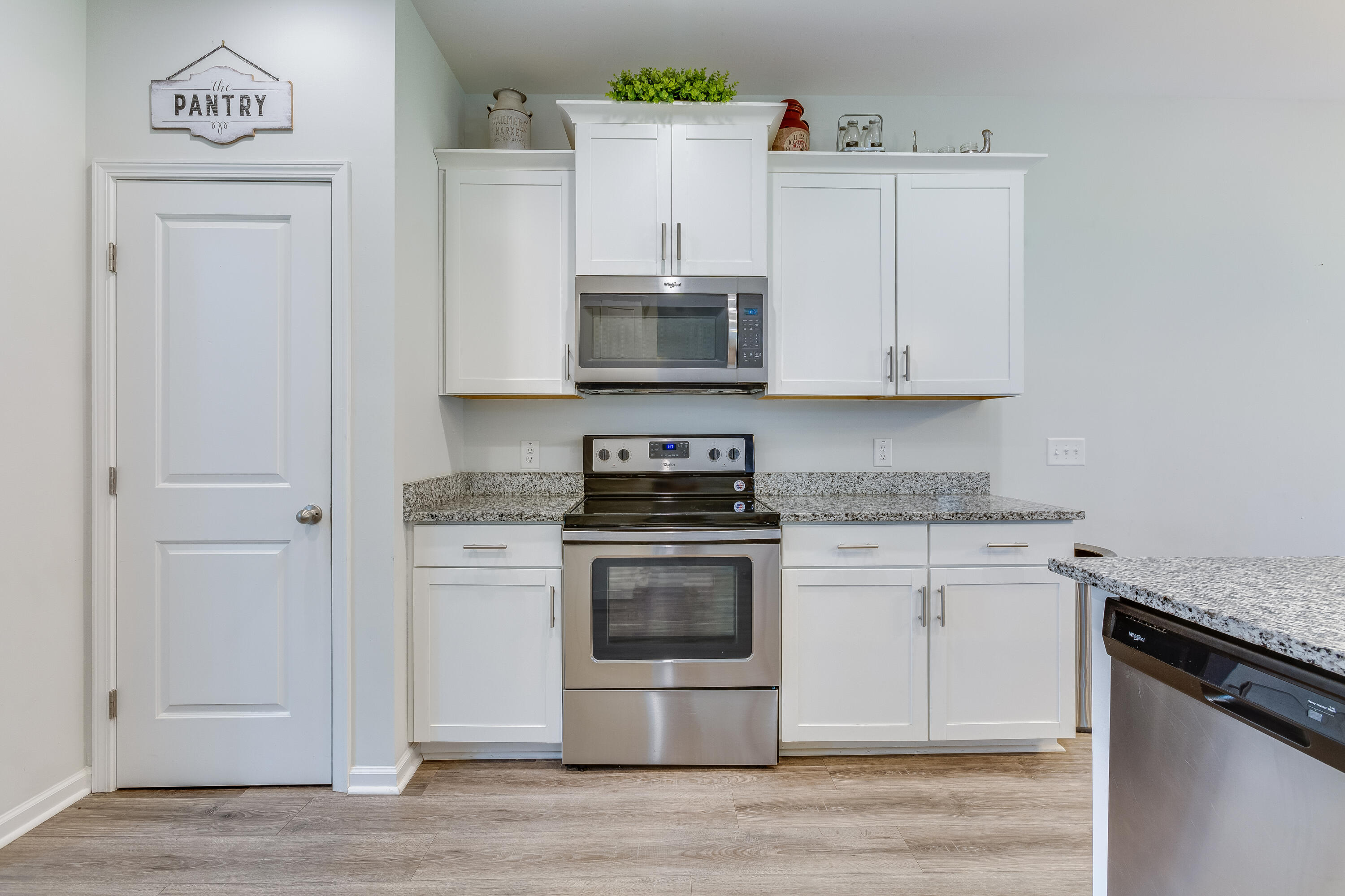 435 Foxbank Plantation Boulevard