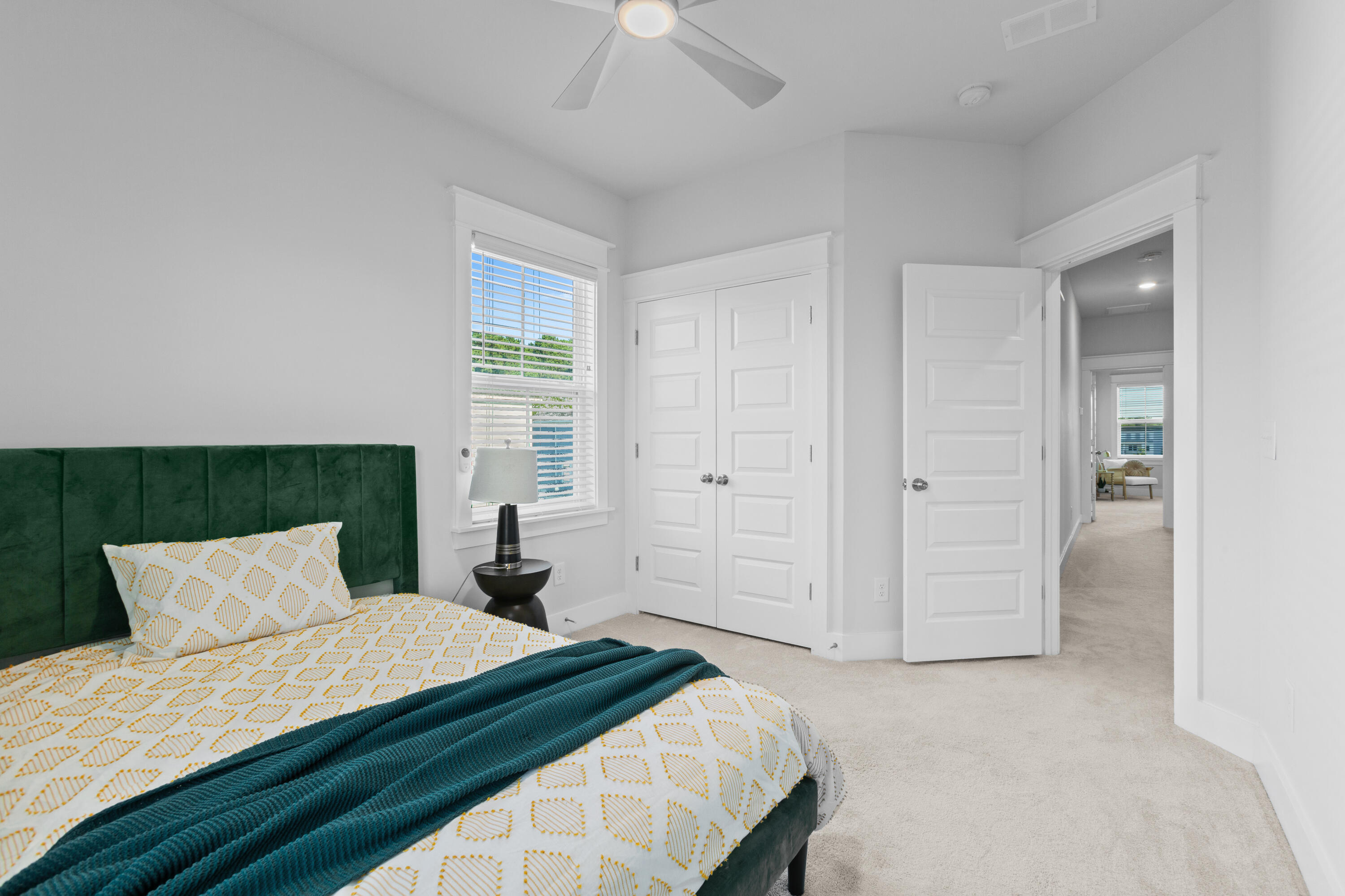 802 Kings Oak Court # 7