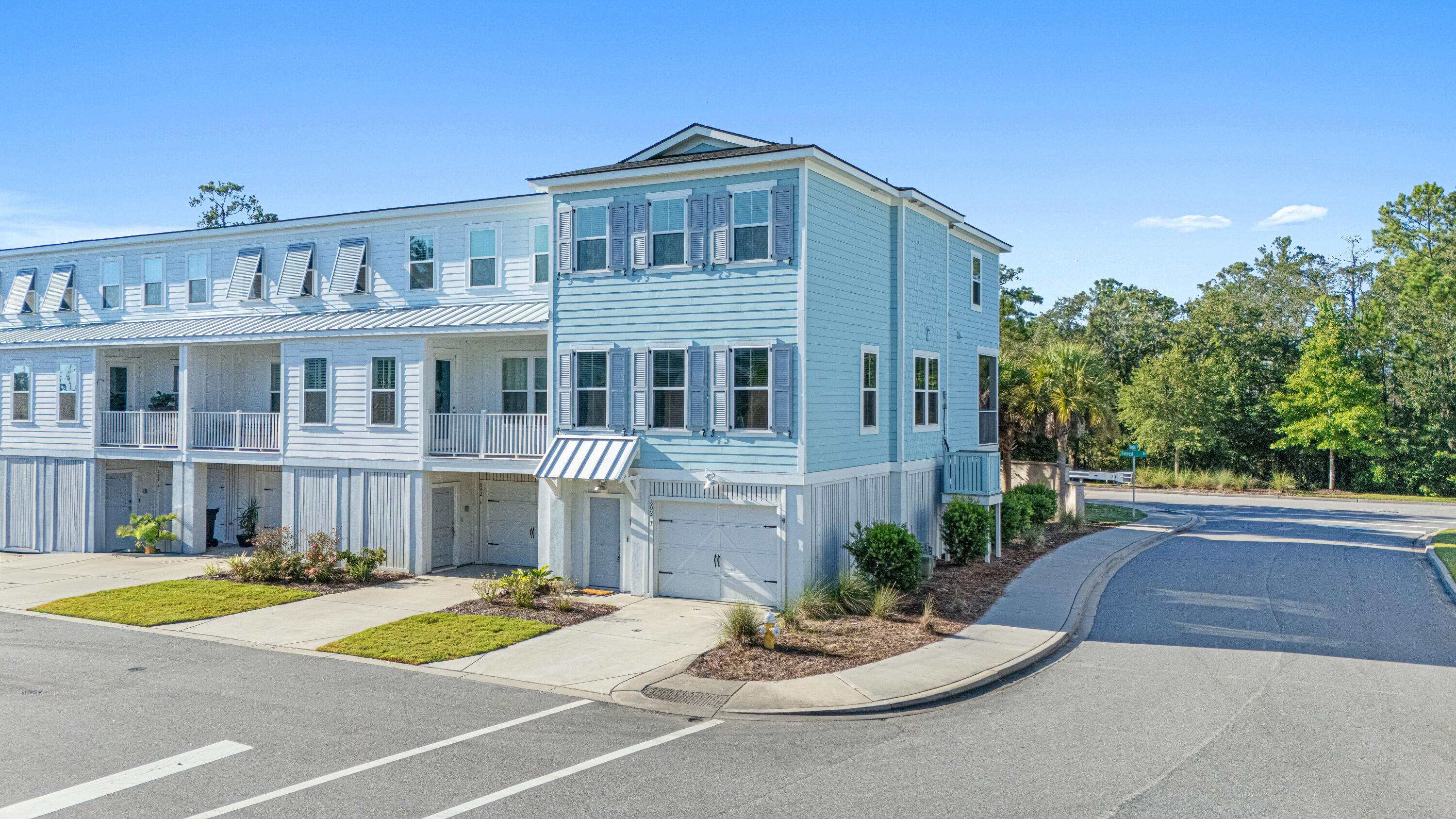 802 Kings Oak Court # 7