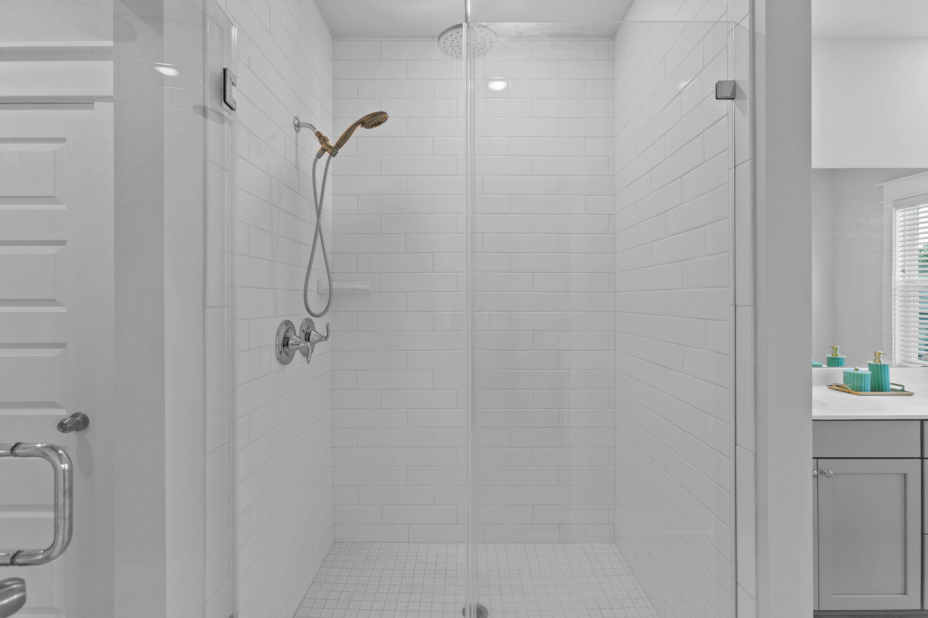 802 Kings Oak Court # 7