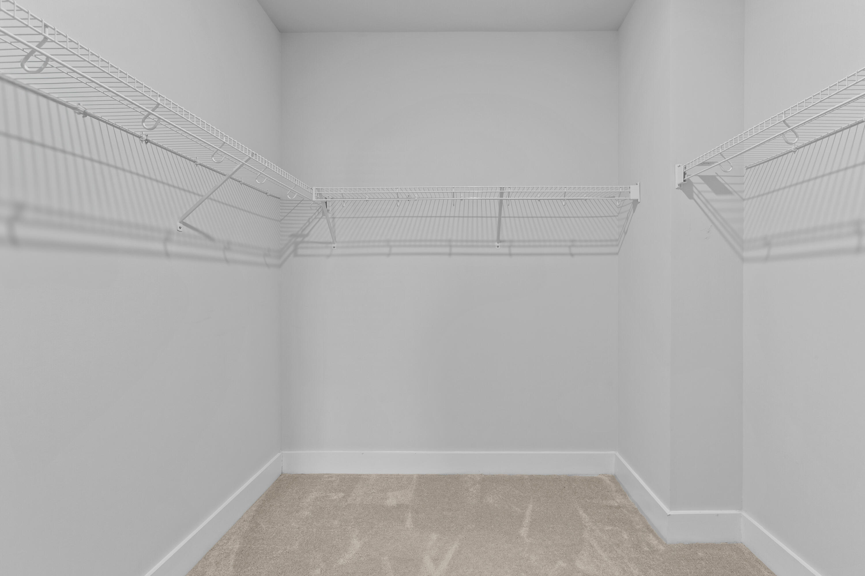 802 Kings Oak Court # 7