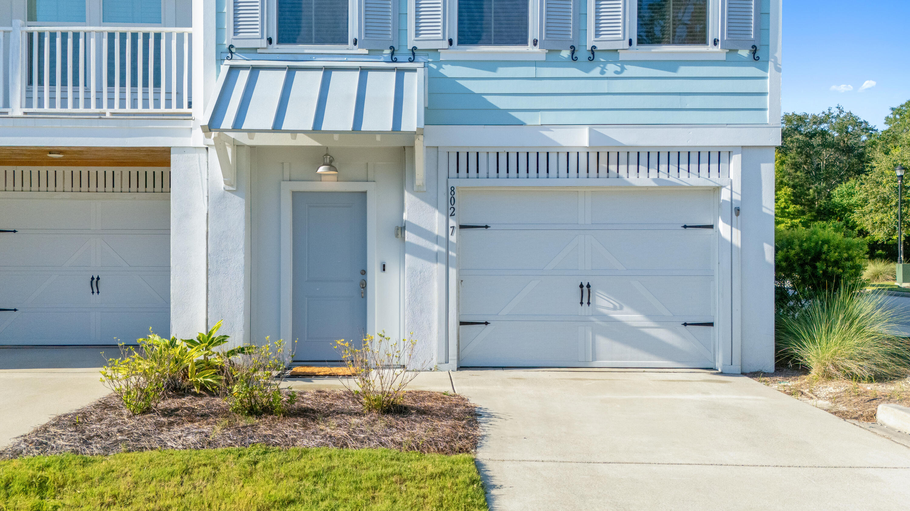 802 Kings Oak Court # 7