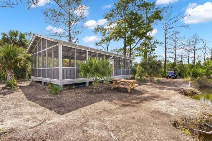 802 Kings Oak Court # 7