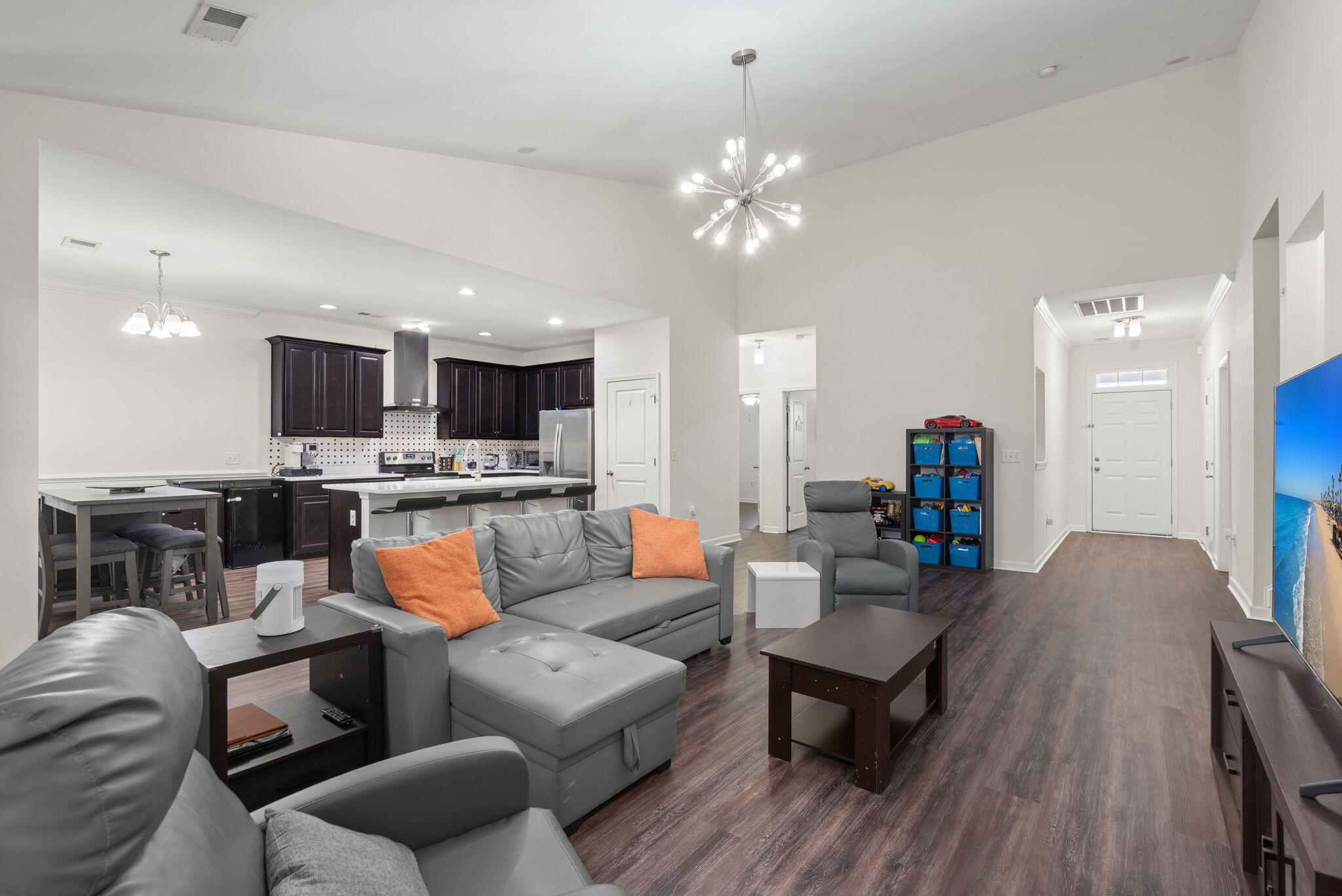 8127 Saveur Lane