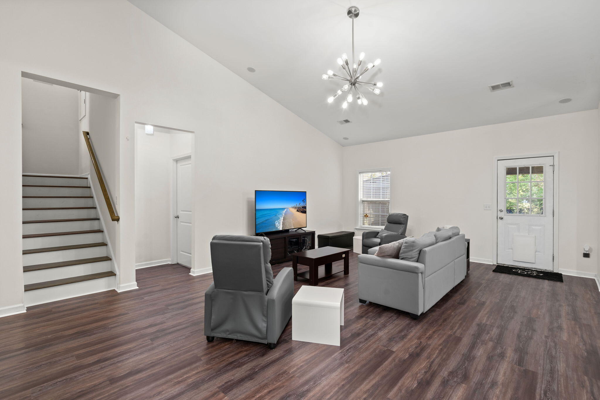 8127 Saveur Lane