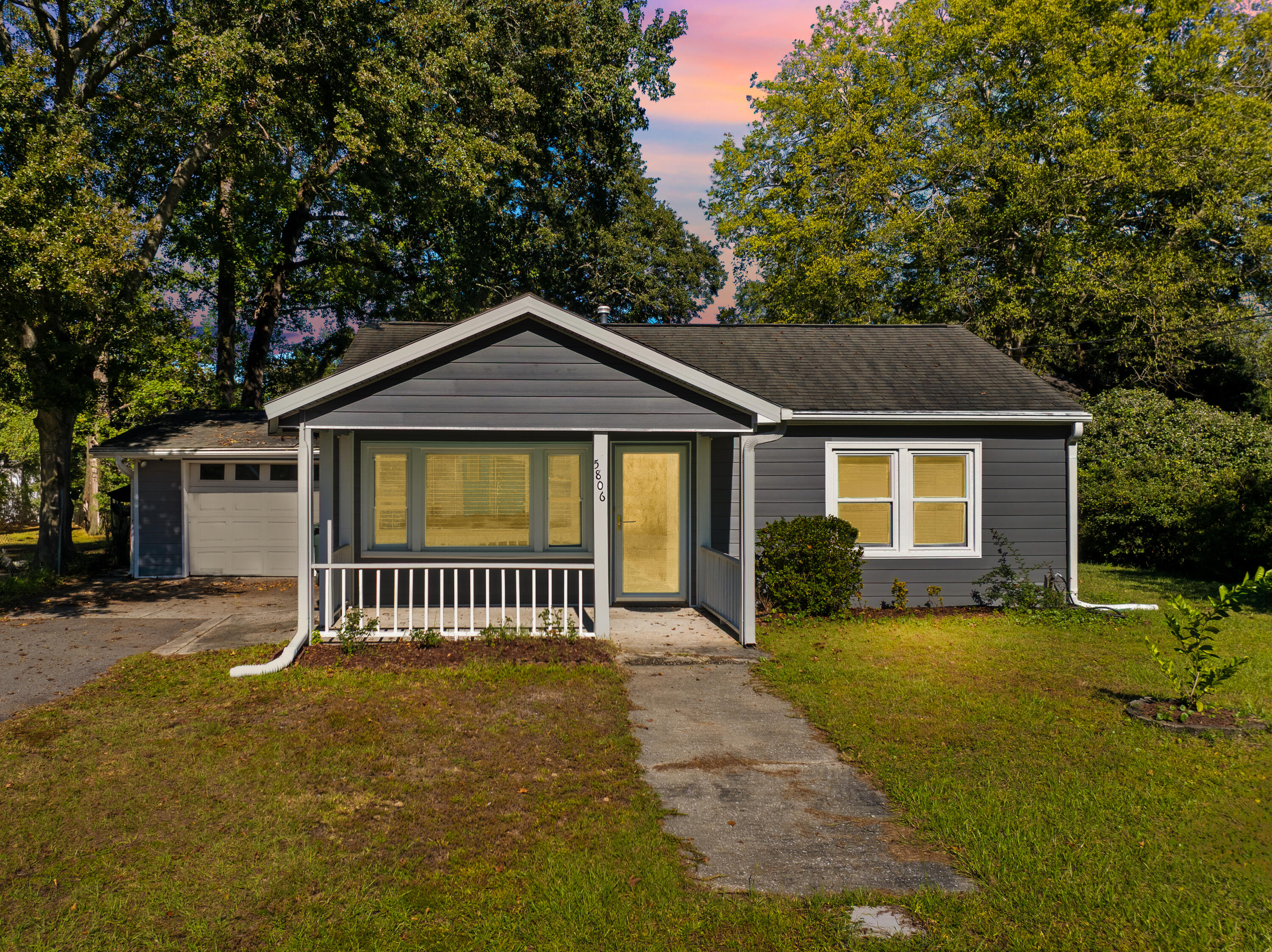 5806 Edinburgh Drive, Hanahan