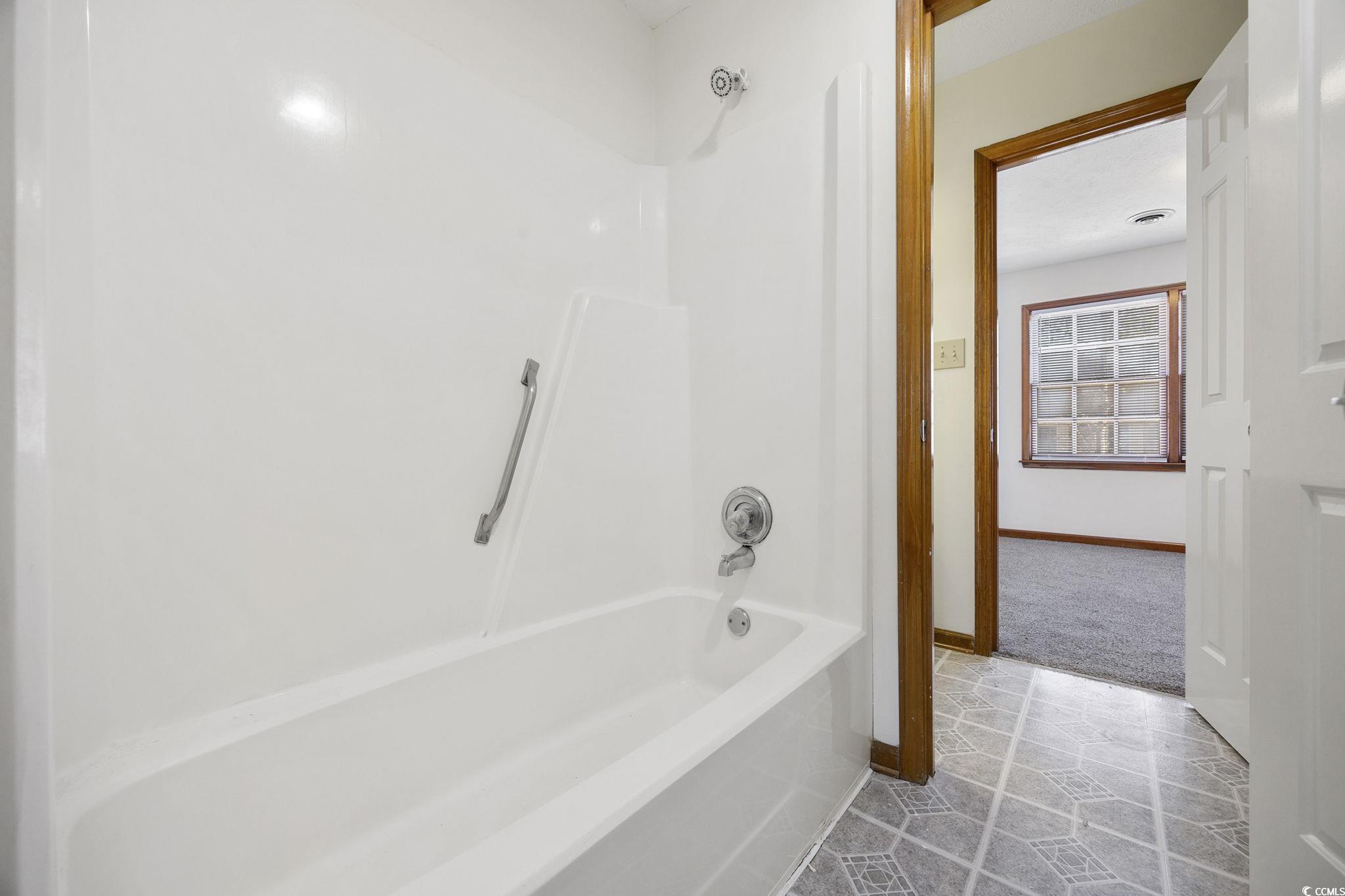 830 44th Ave. N Unit: L2
