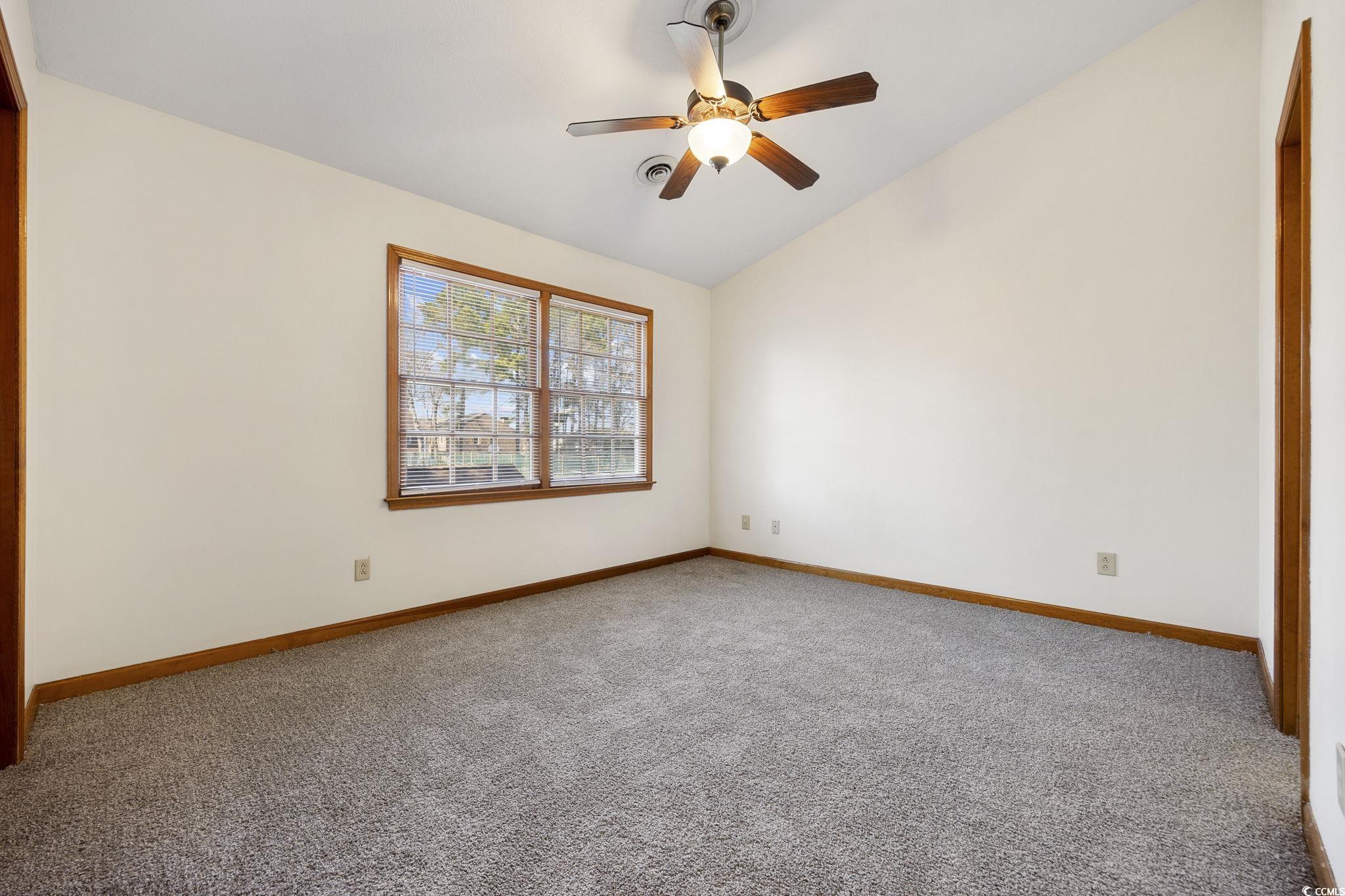 830 44th Ave. N Unit: L2