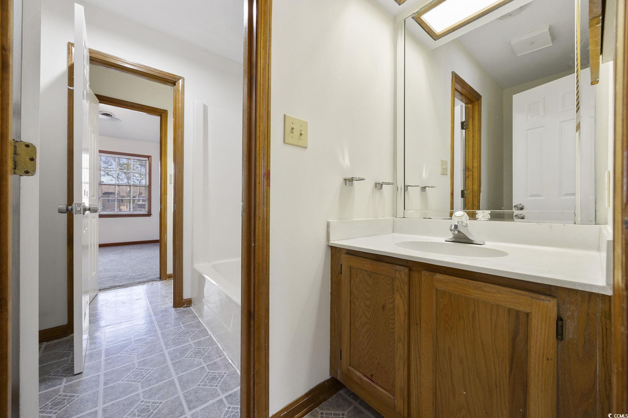 830 44th Ave. N Unit: L2