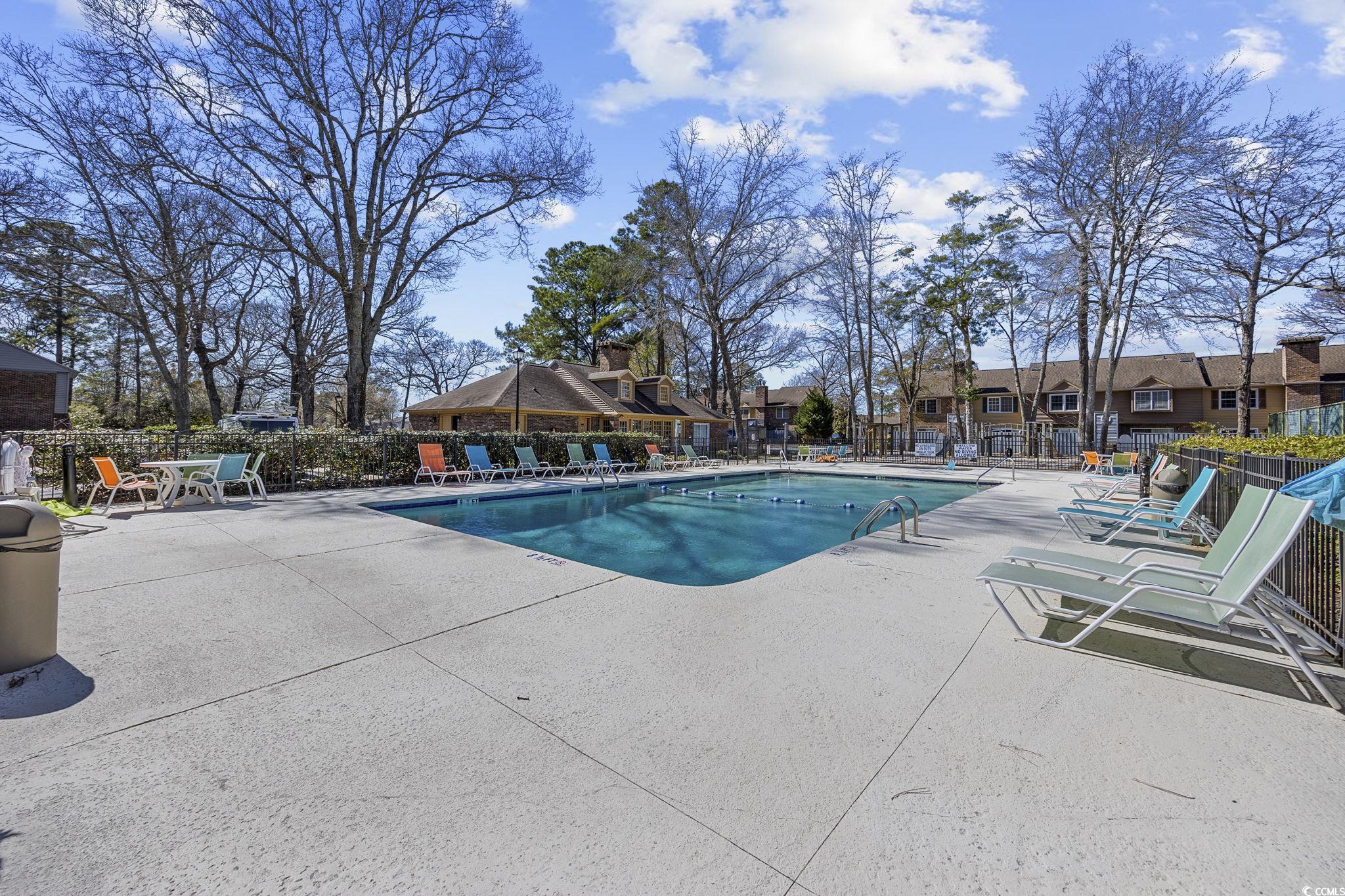 830 44th Ave. N Unit: L2