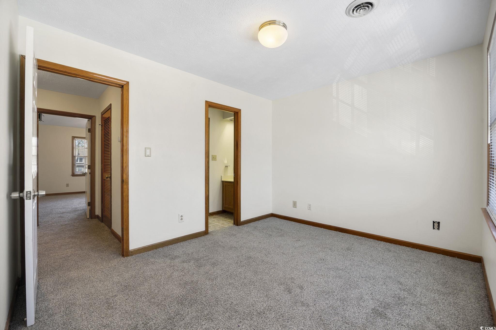 830 44th Ave. N Unit: L2