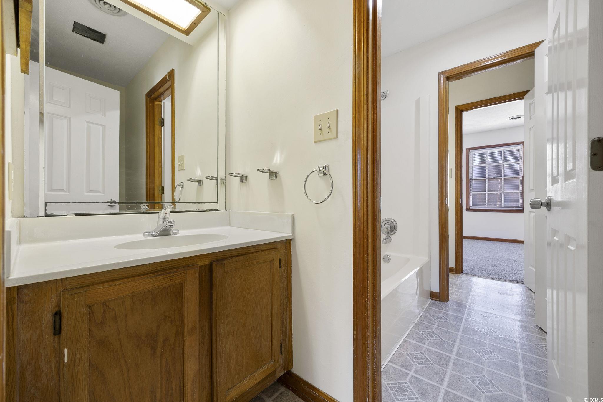 830 44th Ave. N Unit: L2