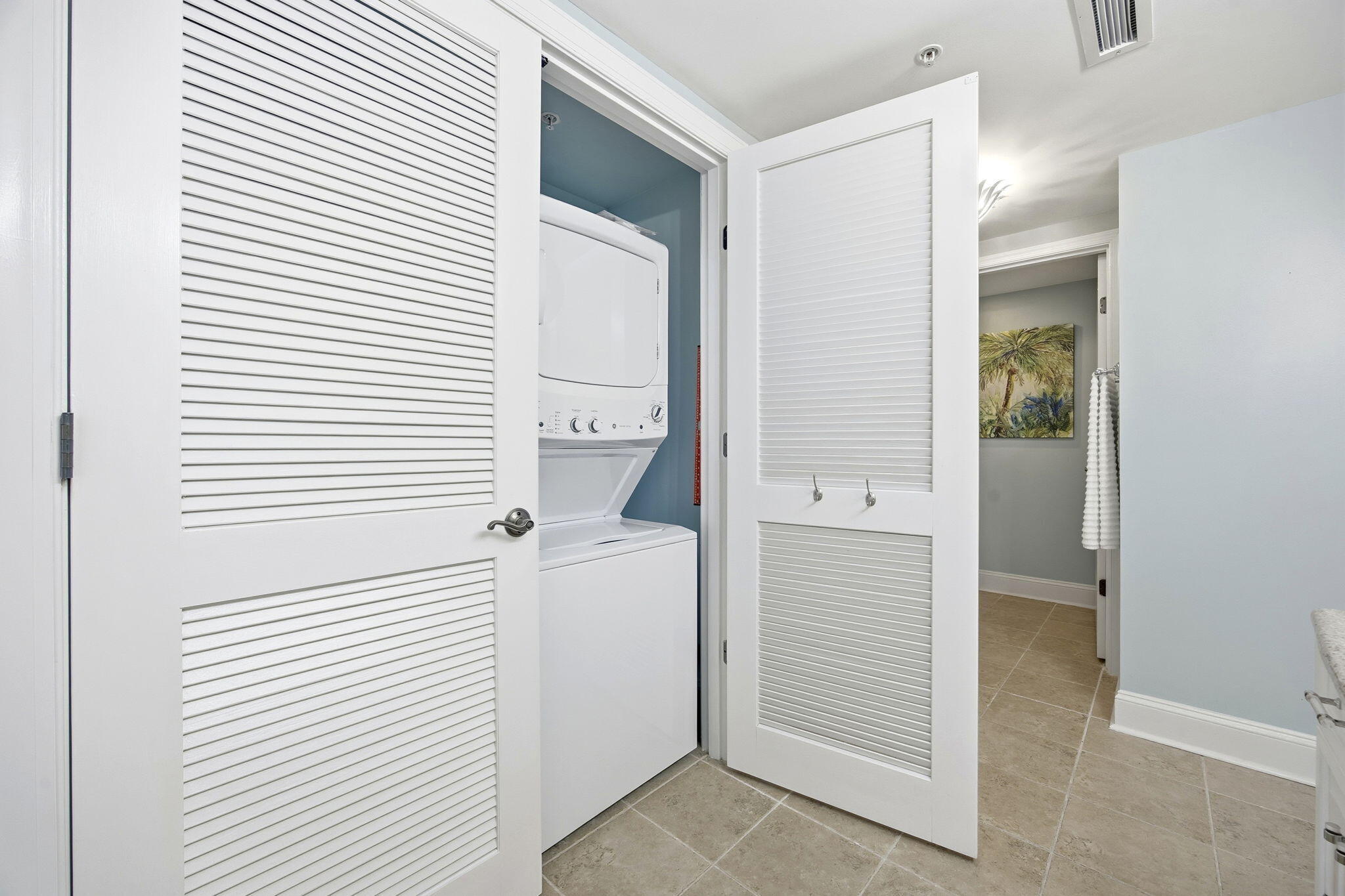 8121 Amalfi Place # 605 Unit: 7-605