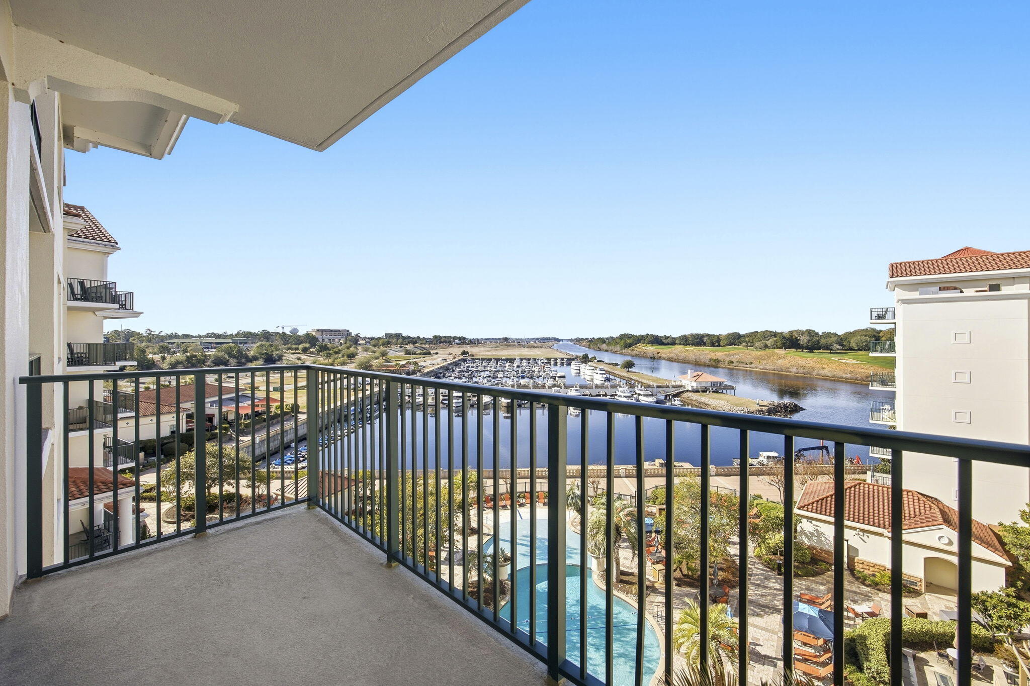 8121 Amalfi Place # 605 Unit: 7-605