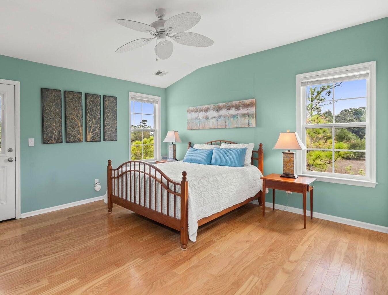 164 Palm Cove Way