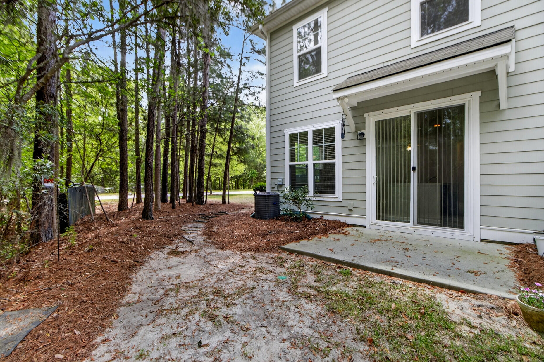 4952 Farm Lake Road
