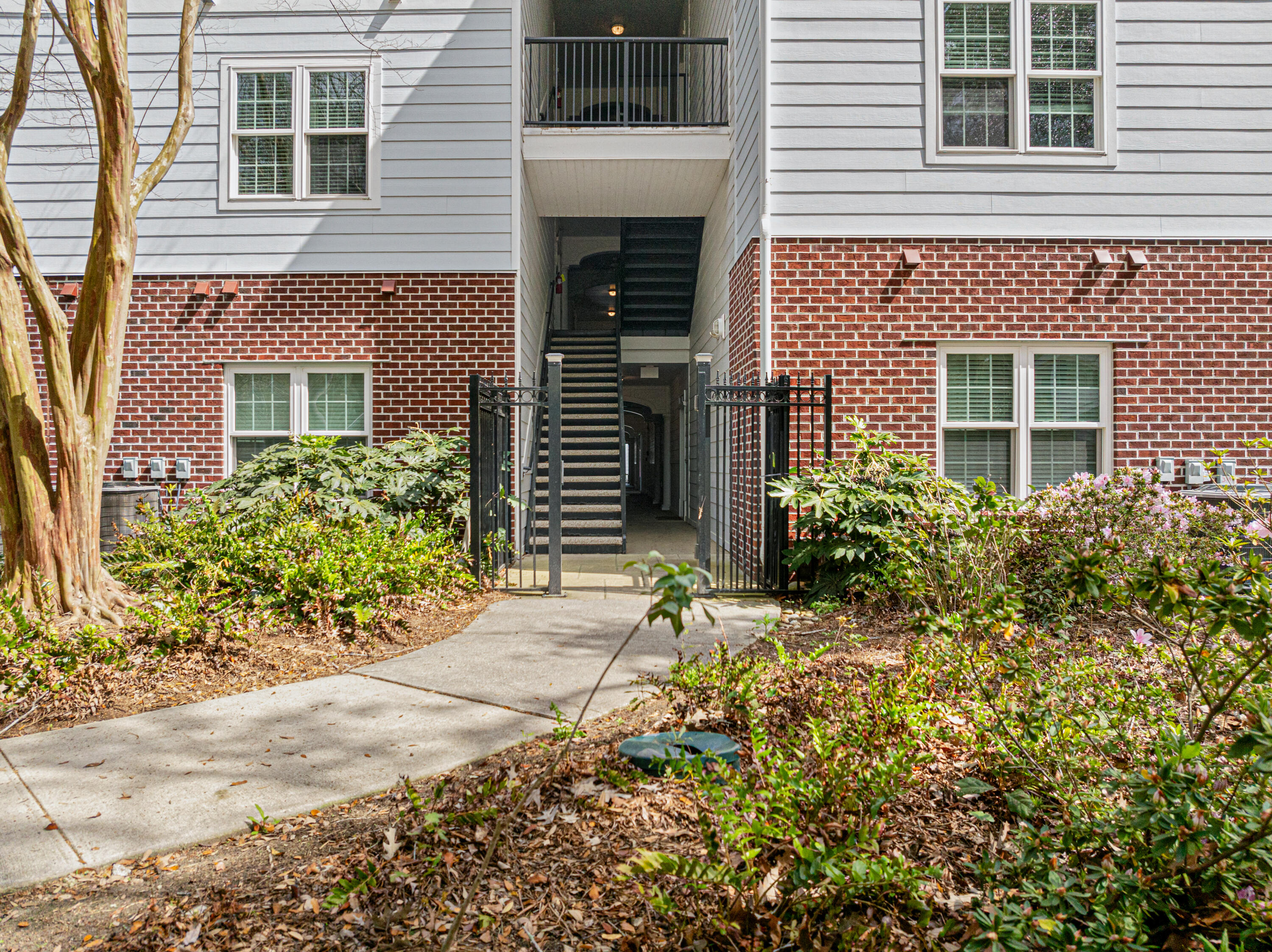 1025 Riverland Woods Place # 311