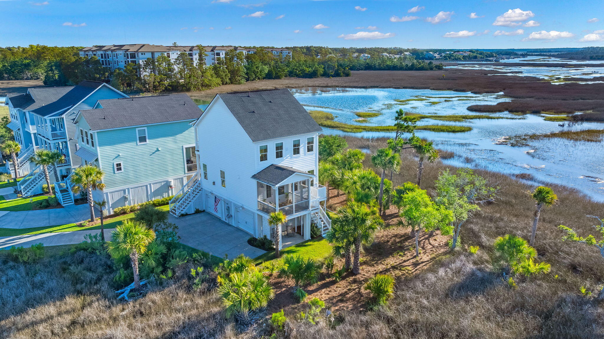 935 Governors Cay Circle