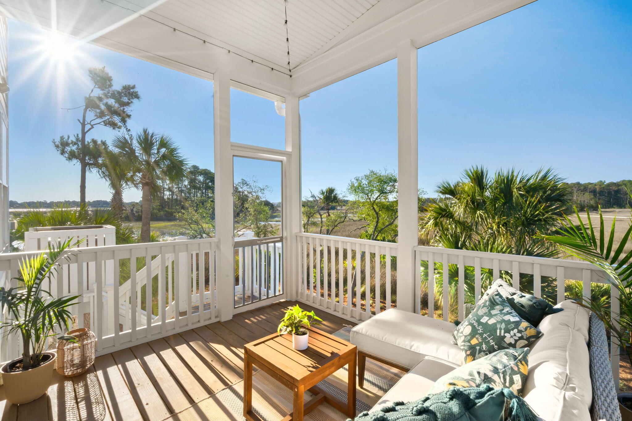 935 Governors Cay Circle