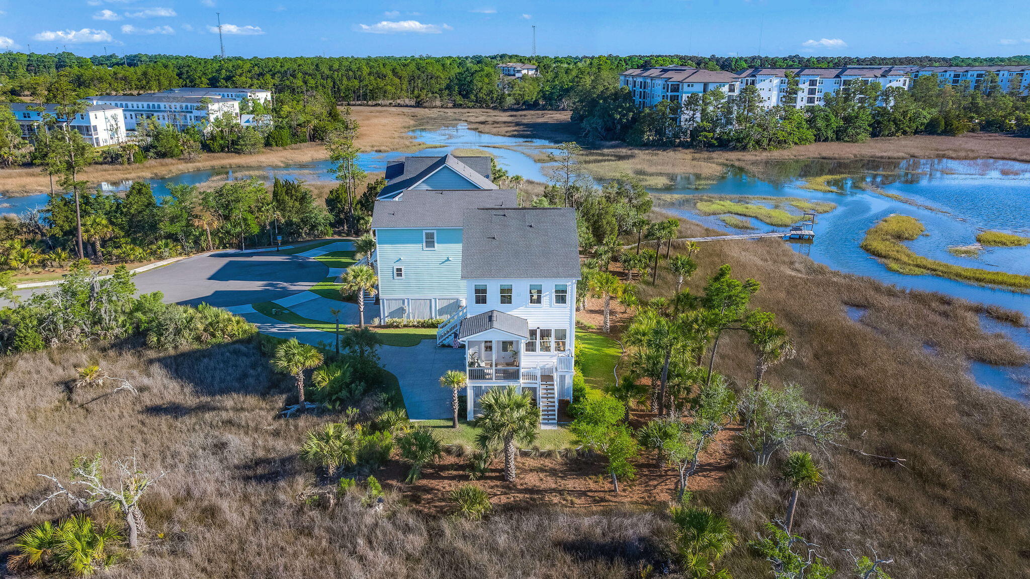 935 Governors Cay Circle