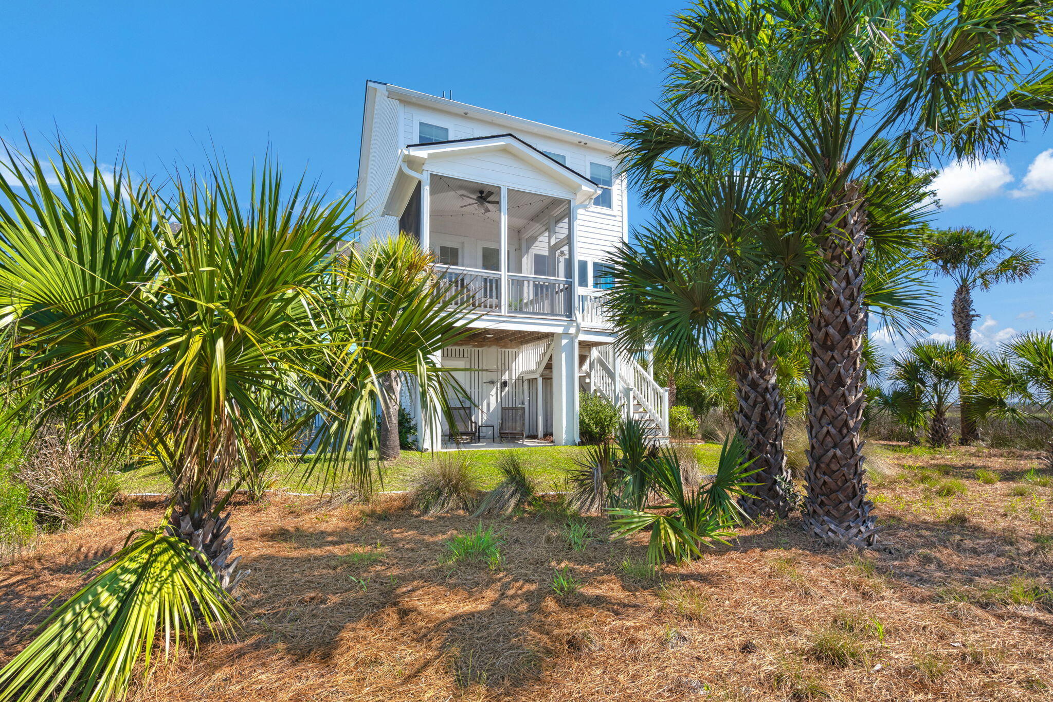 935 Governors Cay Circle