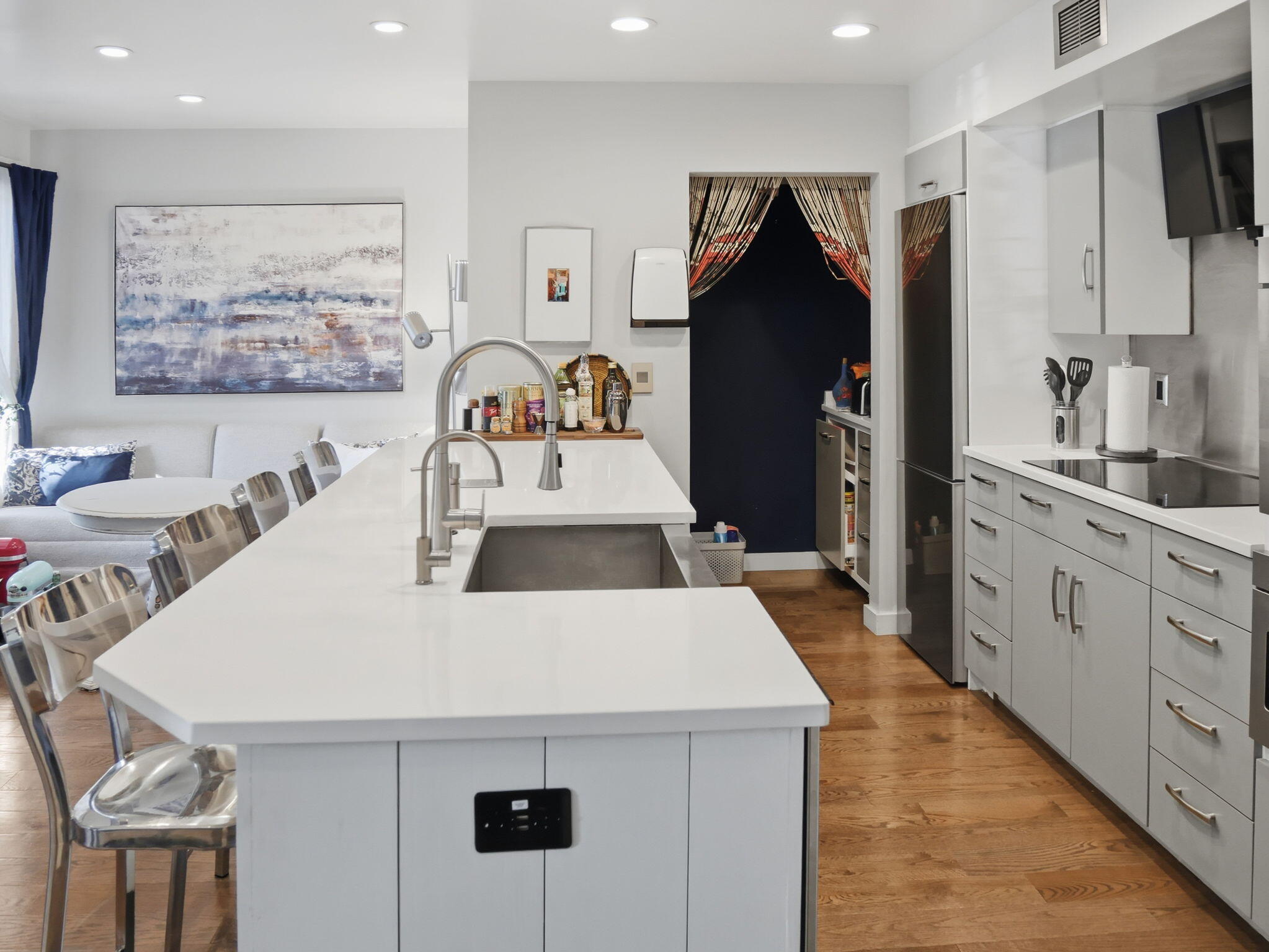 1481 Center Street # 1102