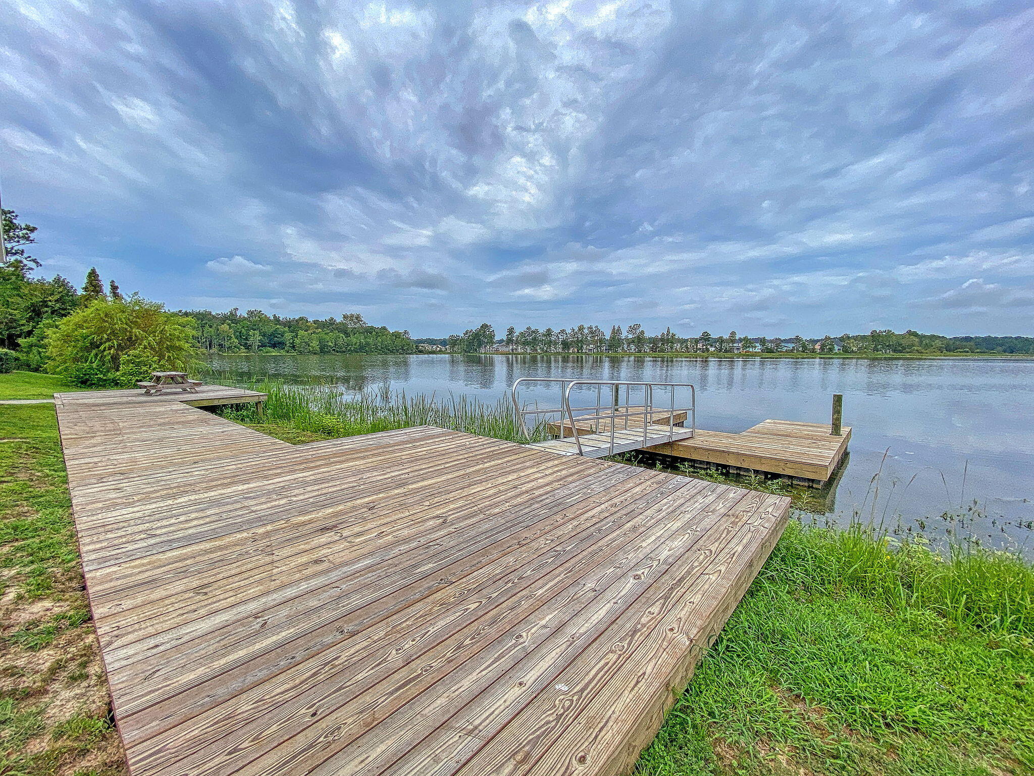 302 Freeland Way