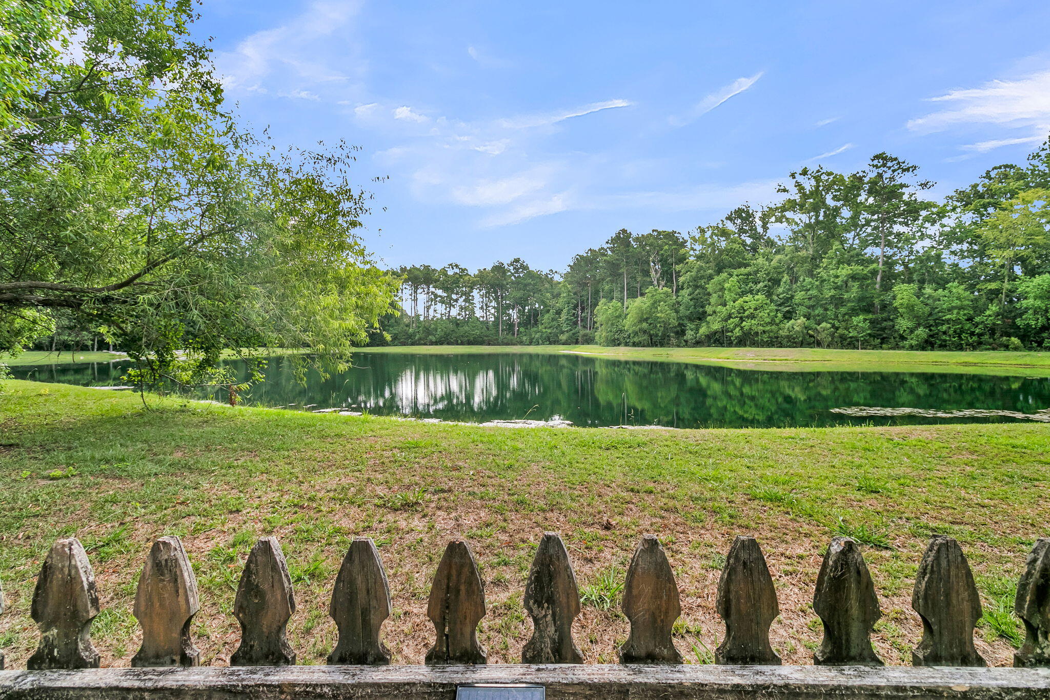 302 Freeland Way