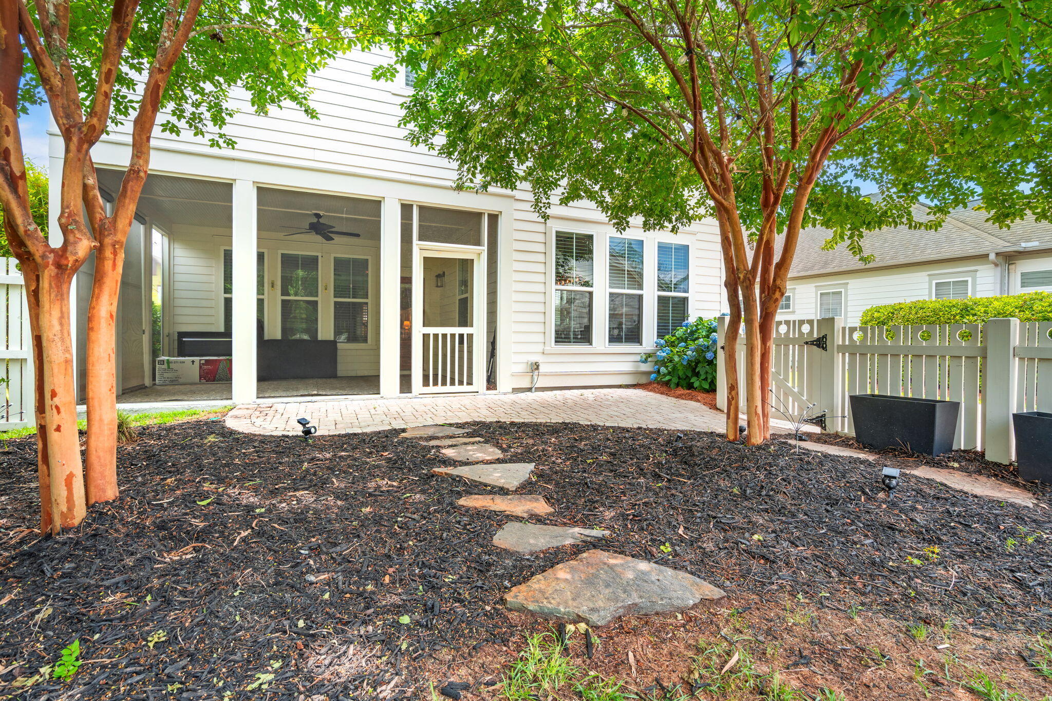 208 Oakbend Street