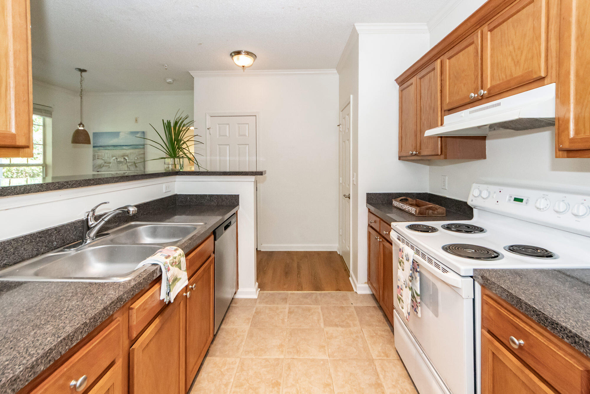 45 Sycamore Avenue Apt 1414