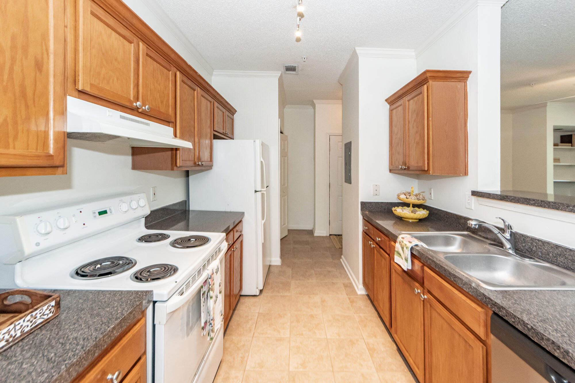 45 Sycamore Avenue Apt 1414