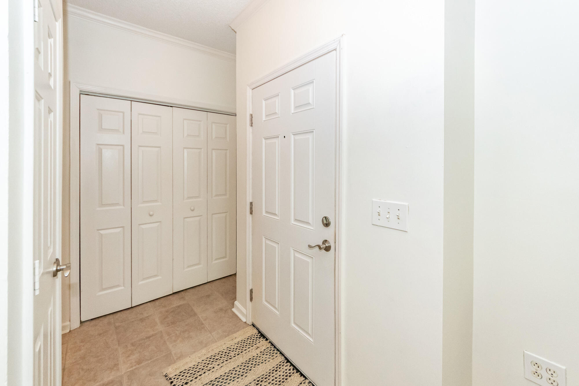 45 Sycamore Avenue Apt 1414