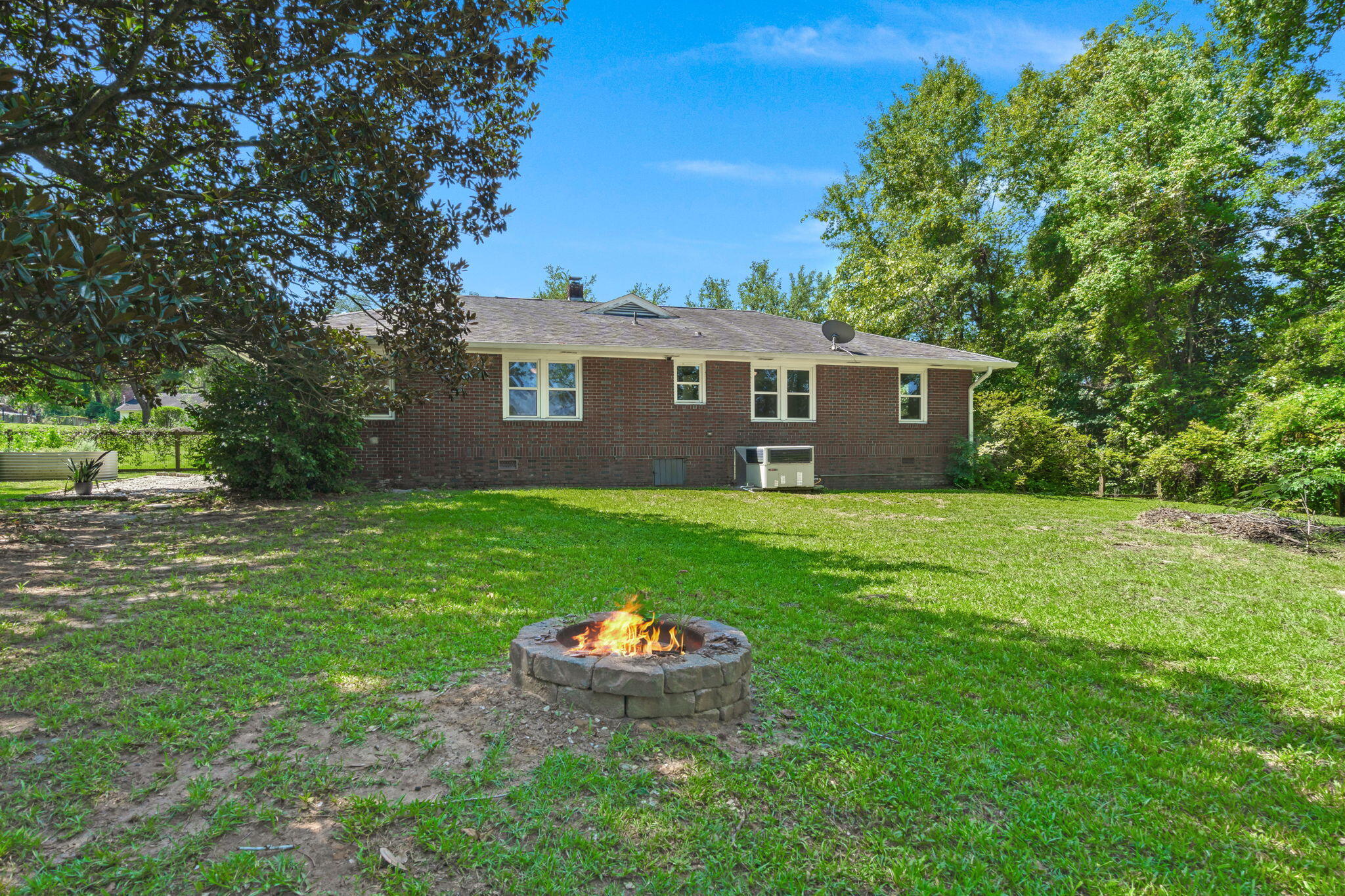 1004 Bishop Road