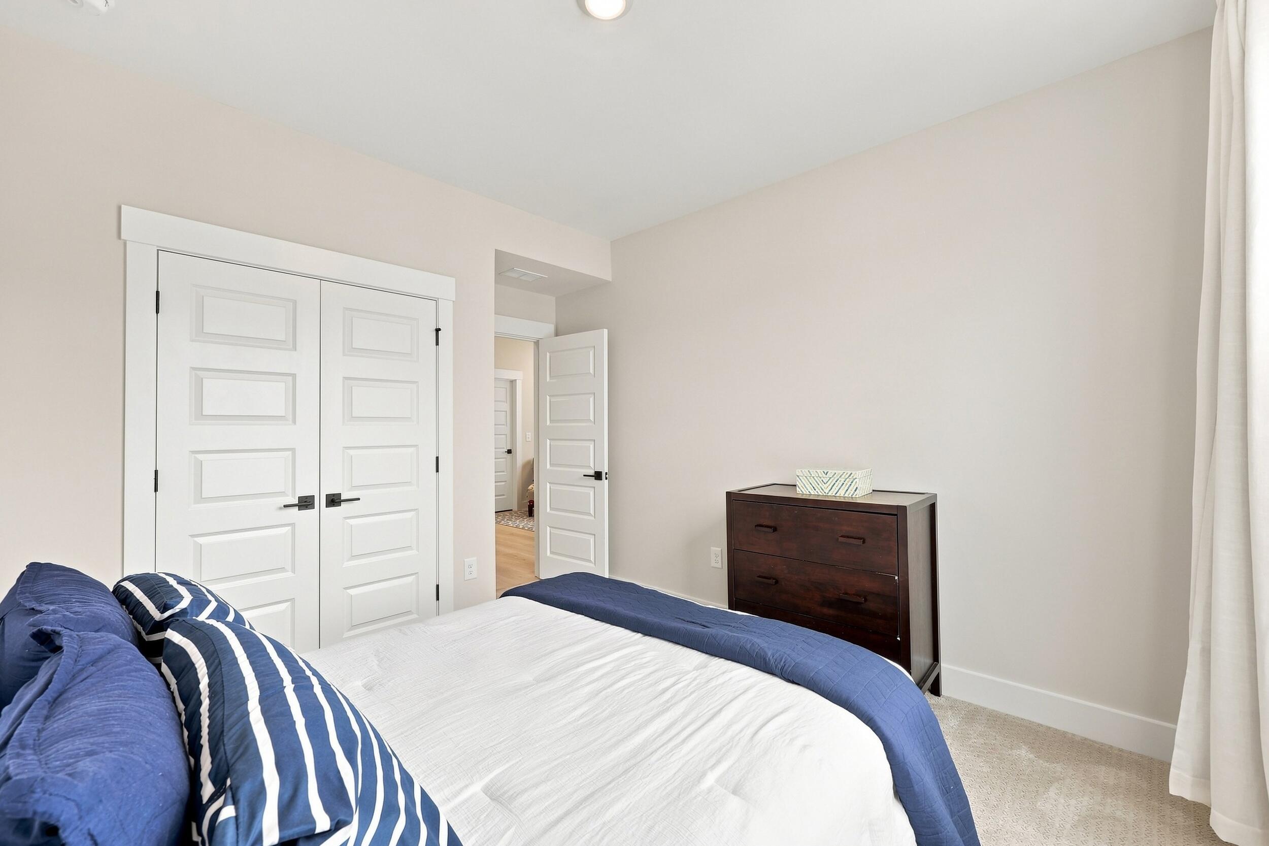 512 9th Avenue # 6