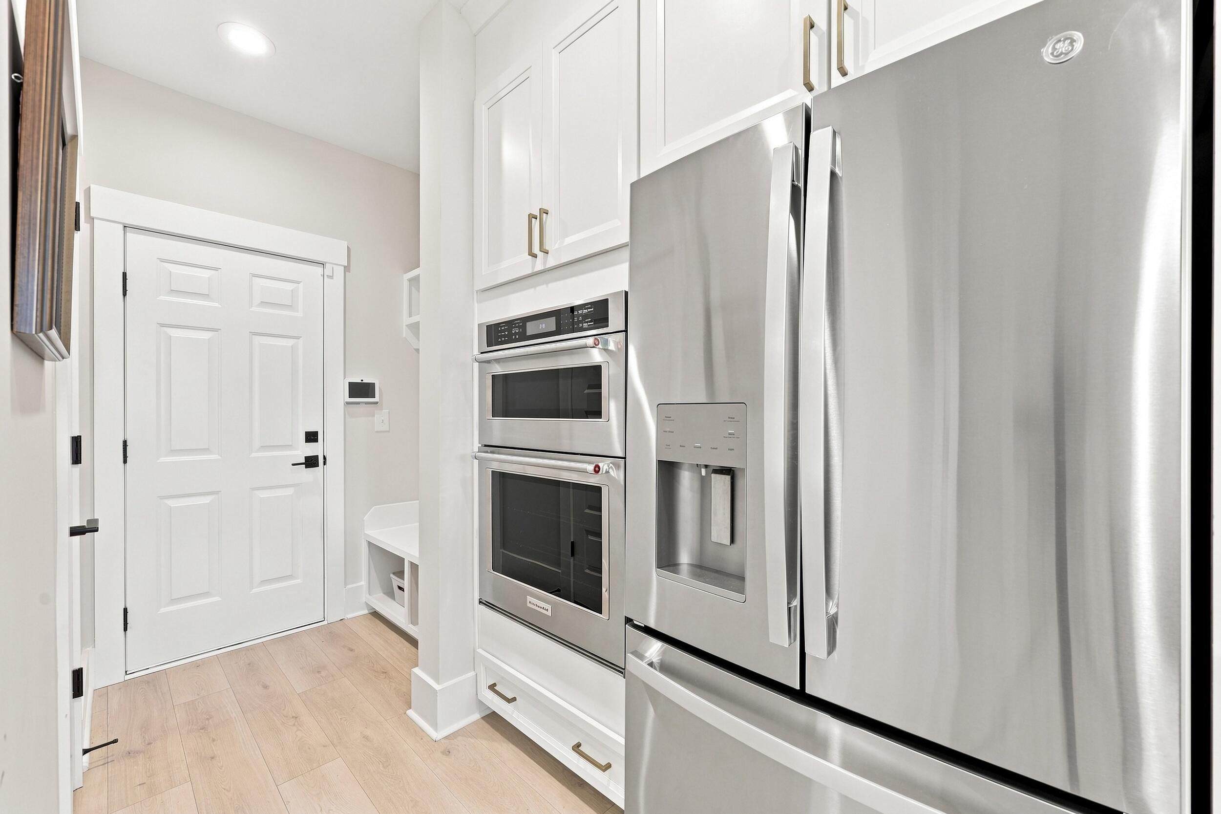 512 9th Avenue # 6