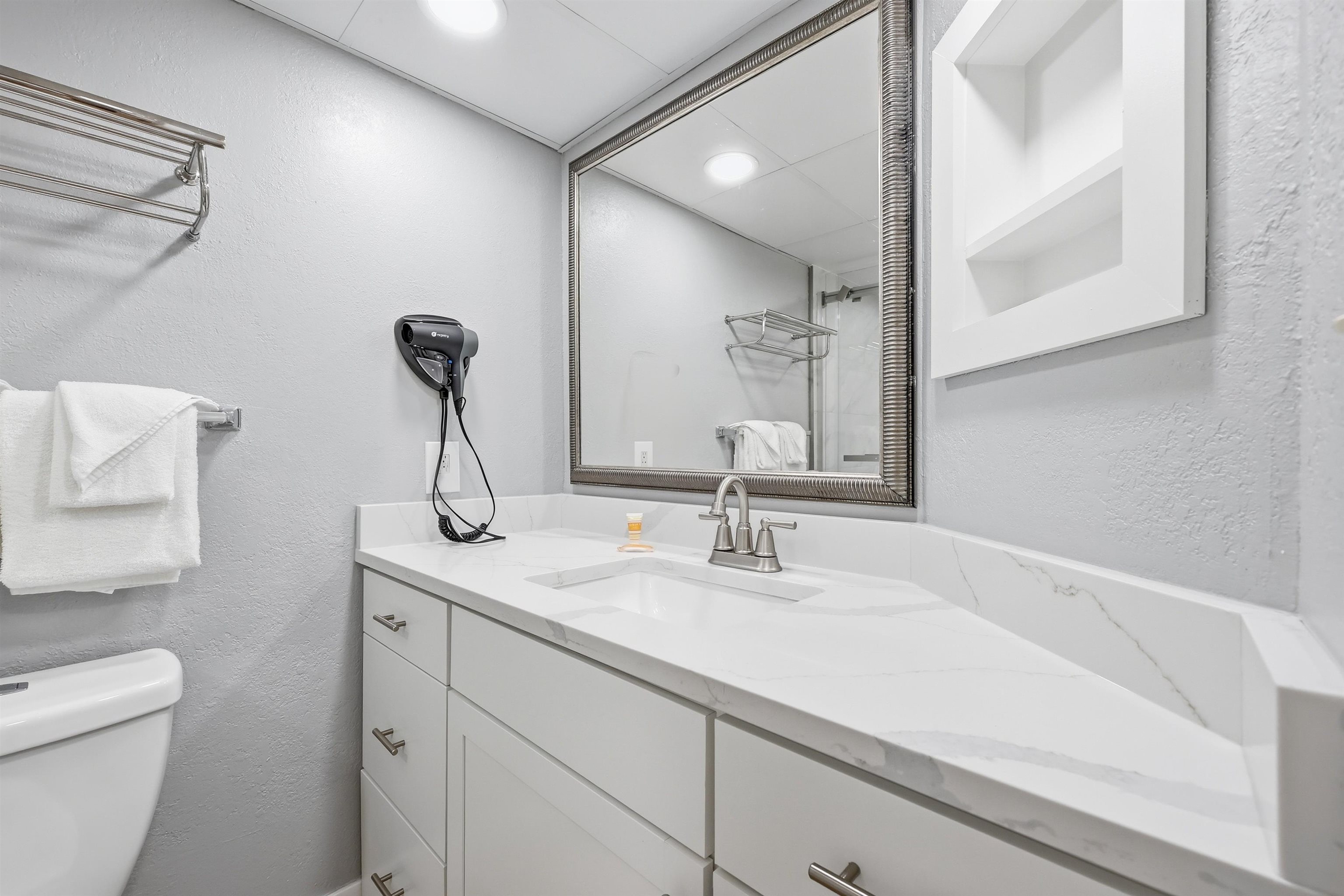 158 Seawatch Dr Seawatch Dr. Unit: 910 NT