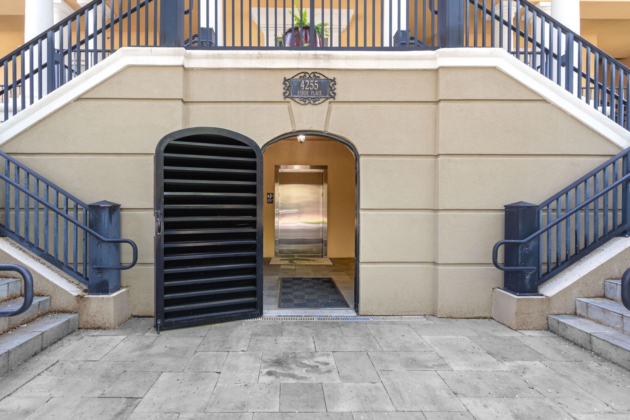 4255 Faber Place Dr. Unit: 4304