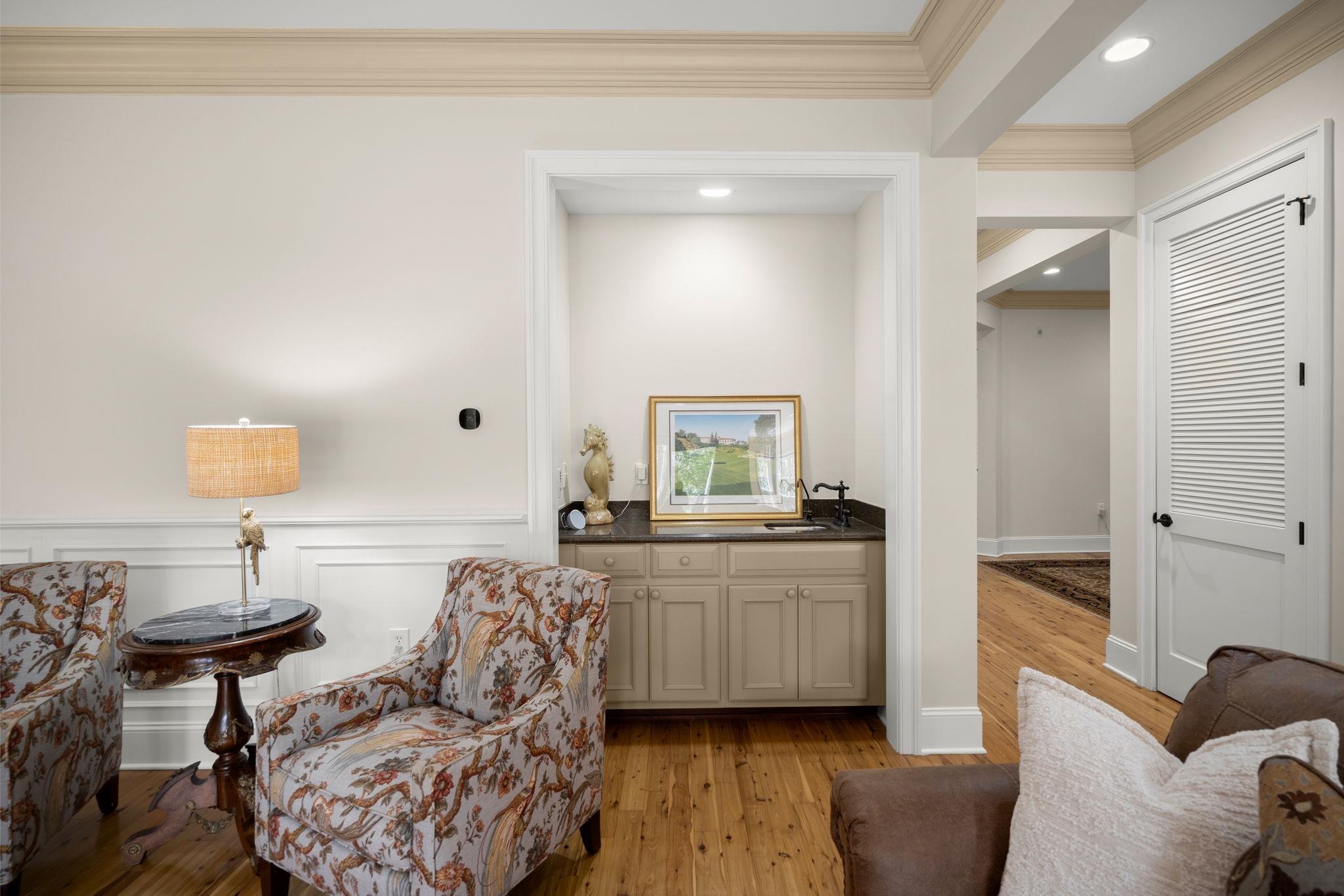 4255 Faber Place Dr. Unit: 4304