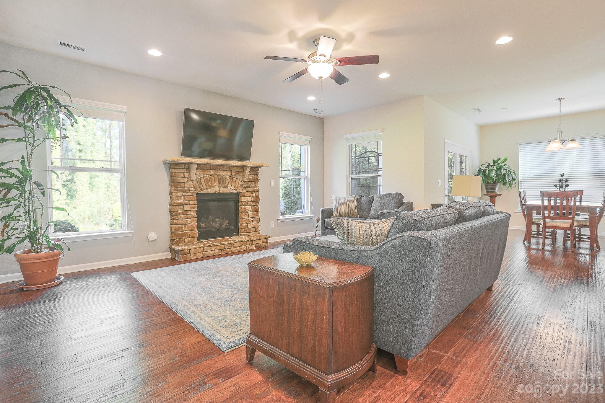 1341 Sandy Bottom Drive