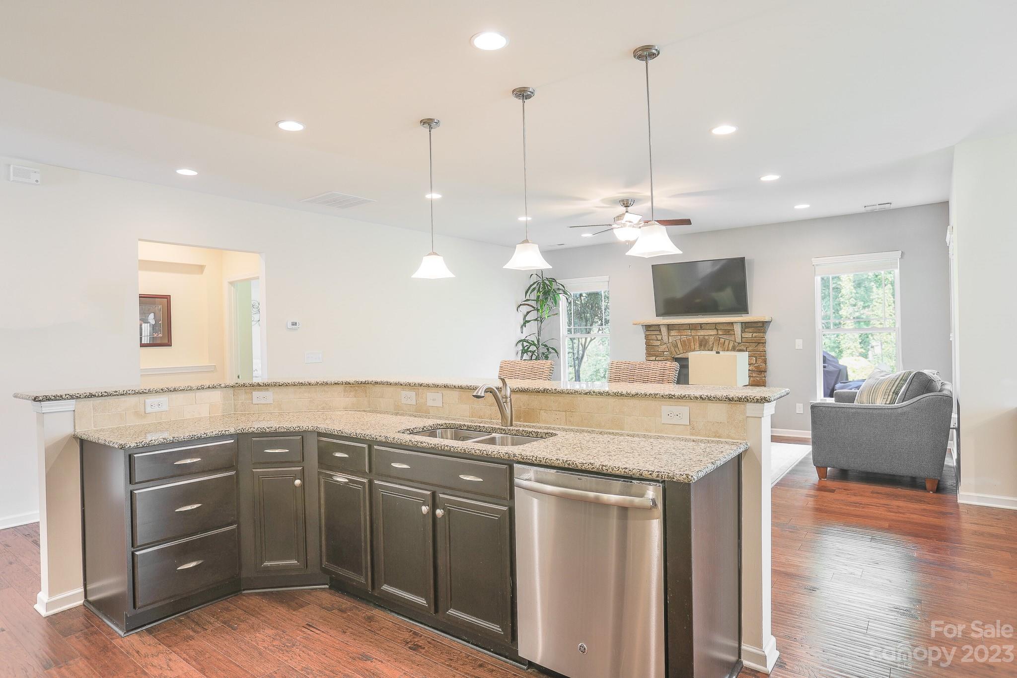 1341 Sandy Bottom Drive