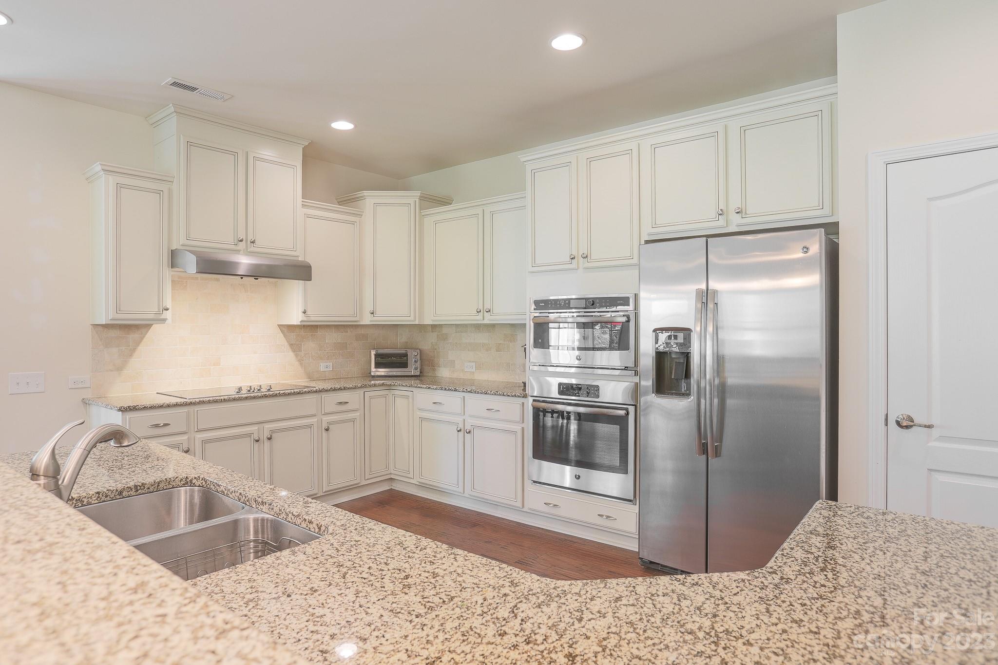 1341 Sandy Bottom Drive