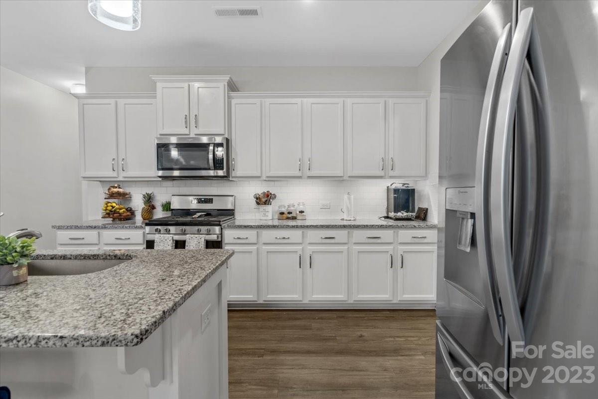 7566 Hartsfield Drive