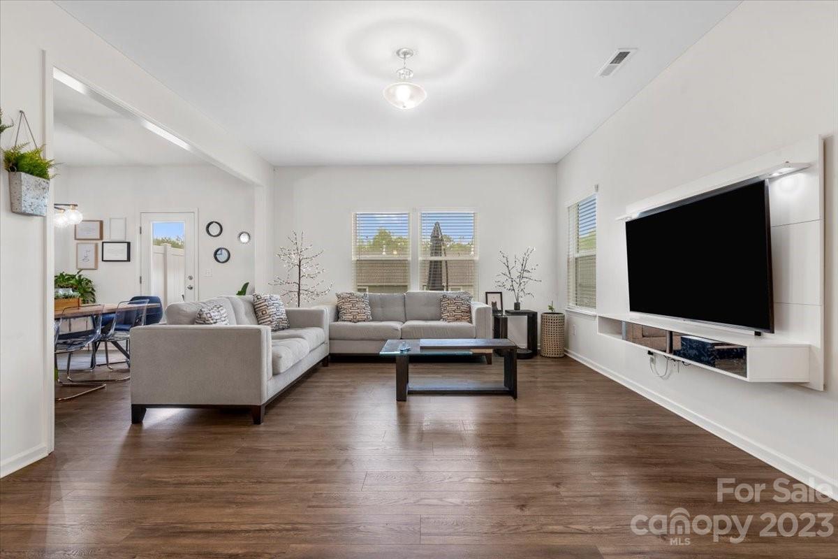 7566 Hartsfield Drive