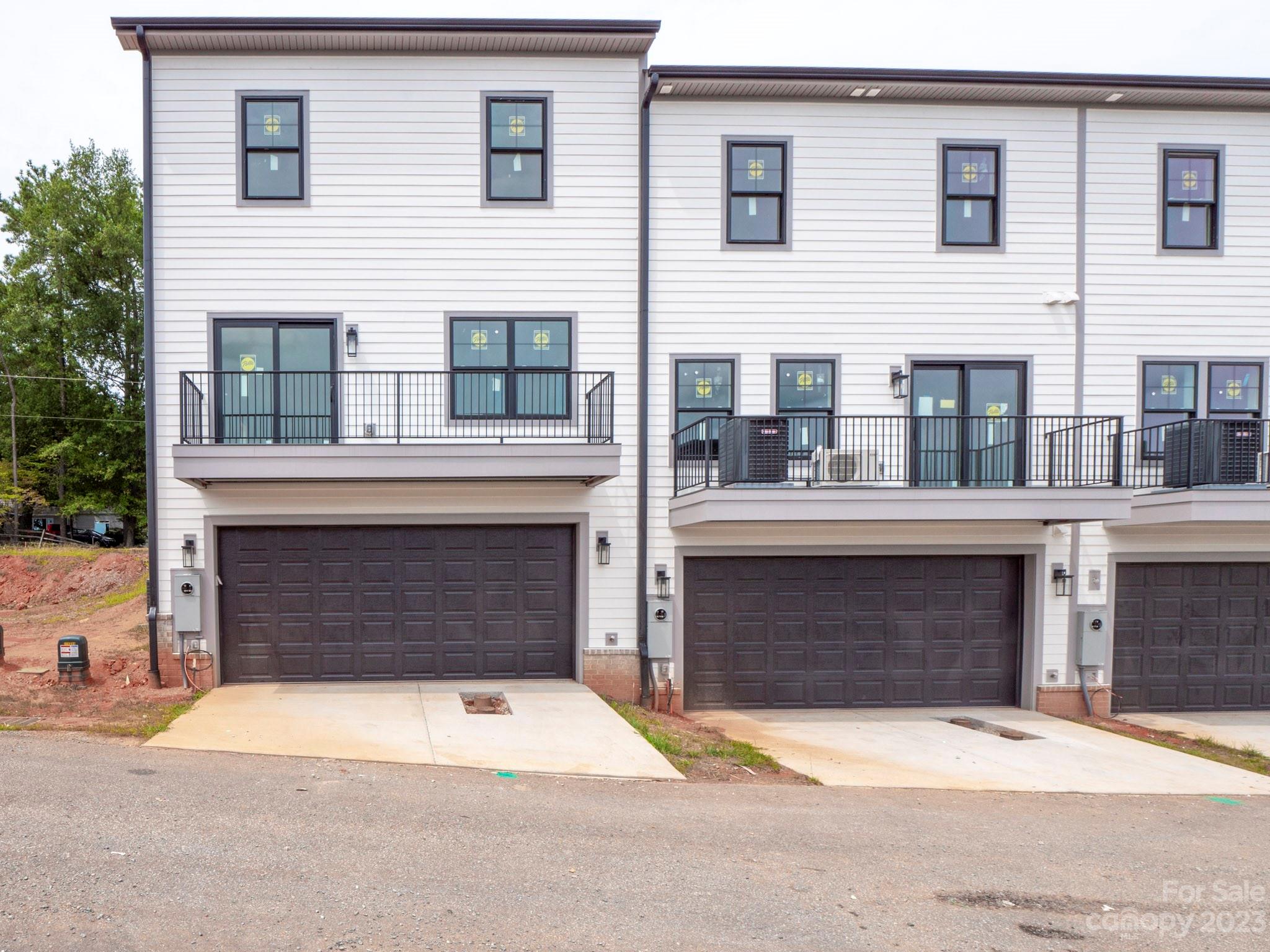 360 N Broad Street Unit: 4E