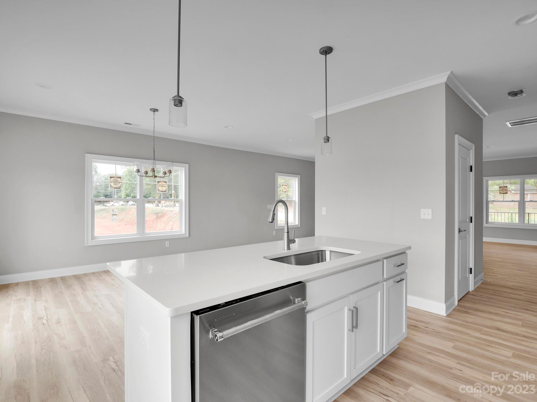 360 N Broad Street Unit: 4E