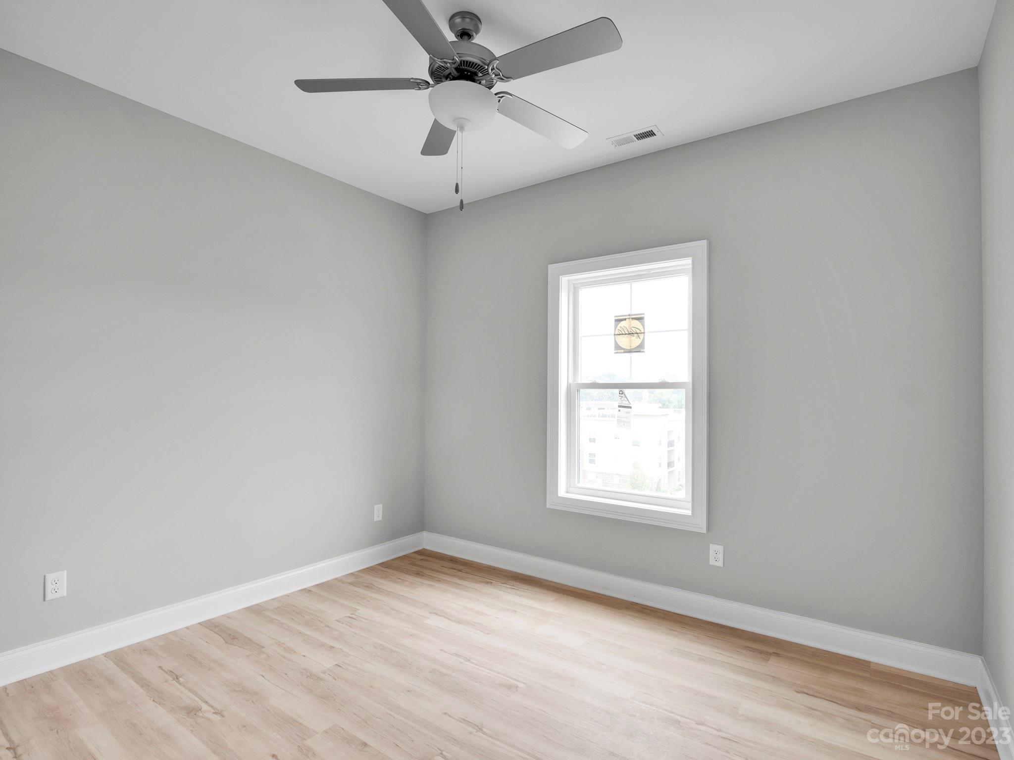 360 N Broad Street Unit: 4E